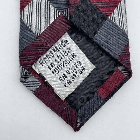 Geoffrey Beene Tile Diamond Pattern Men's 100% Silk Necktie Multi Color Handmade - Picture 6 of 16